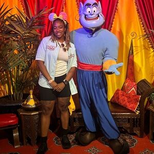 Meet your Posher, Randi